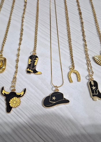 Diğer Vintage Bohem Detaylı Gold Renk Siyah Zincir Çelik Kolye