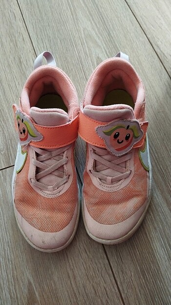Nike tertemiz ayakkabı