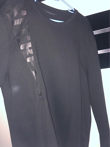 L beden sweatshirt