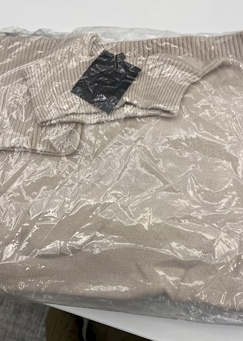 Düşük Omuzlu Siyah Örgü Kadın Kazak - Görsel 5