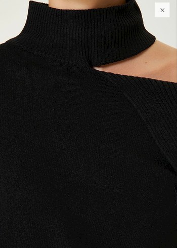 Düşük Omuzlu Siyah Örgü Kadın Kazak - Görsel 2