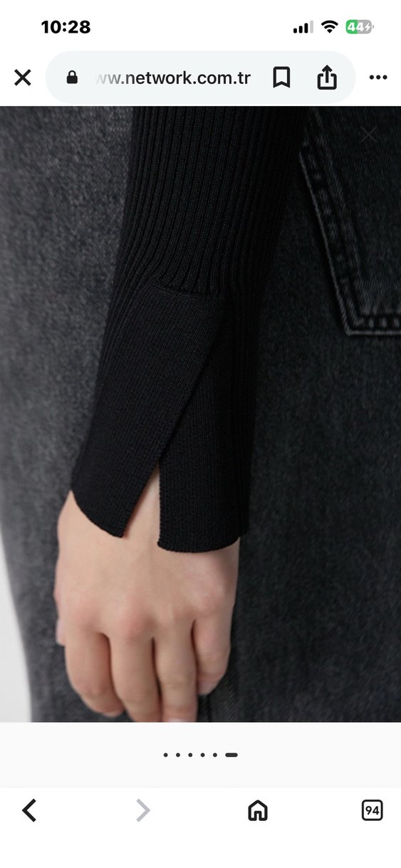 Siyah Polo Yaka Uzun Kollu Kadın Bluz - Görsel 4