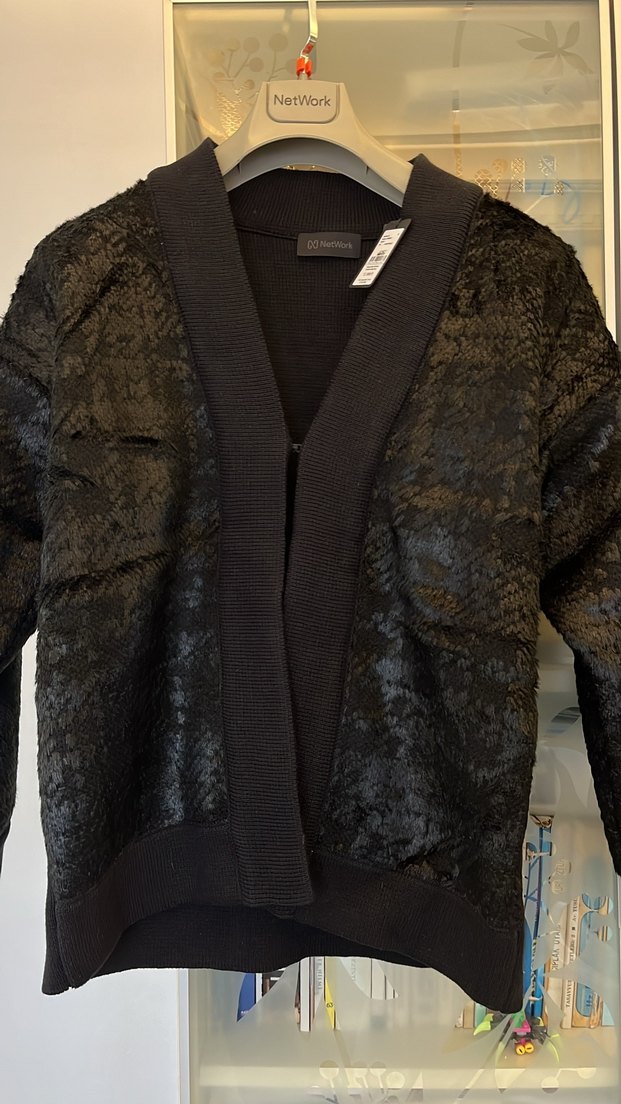 Network Siyah Tüylü ve triko Kadın Hırka - Görsel 2