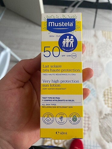 Mustela güneş kremi