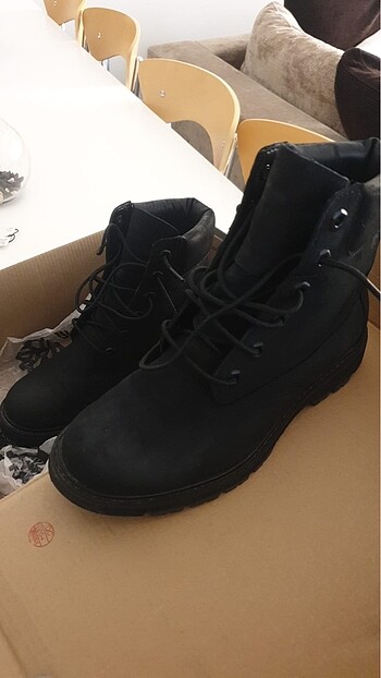 37 Beden Timberland Bot