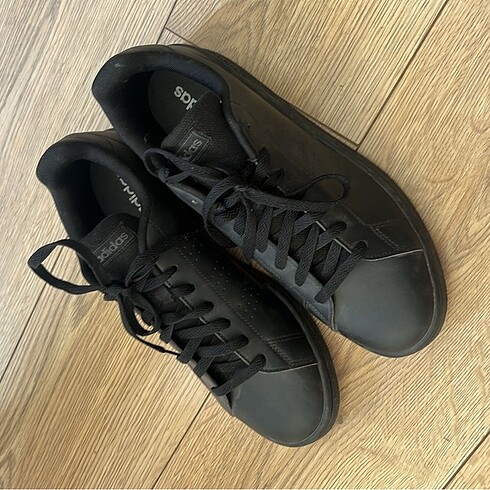 44 Beden siyah Renk Adidas Siyah Erkek Ayakkabı
