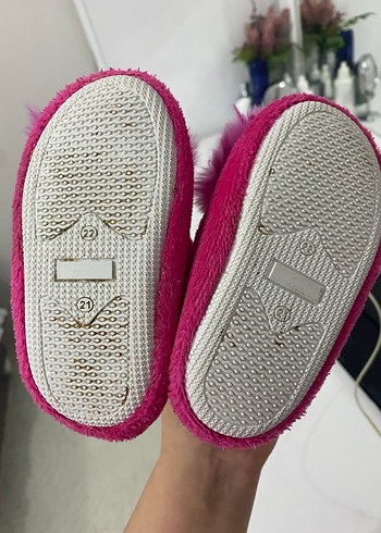 Kız Çocuk Pembe Peluş Ev Terliği - Görsel 4