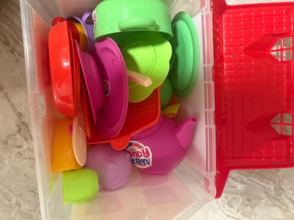 Renkli Küçük Ev Oyuncak - Görsel 2