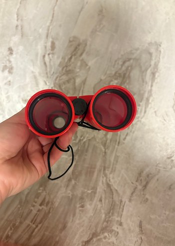 Kırmızı Renkli Dürbün - Görsel 2
