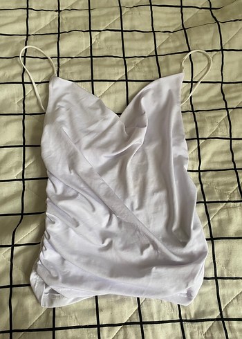 Beyaz V Yaka Drapeli Kadın Atlet - Görsel 2