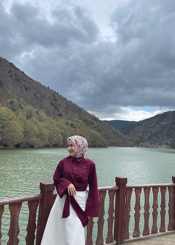 Bordo bağlamalı gömlek - Görsel 3