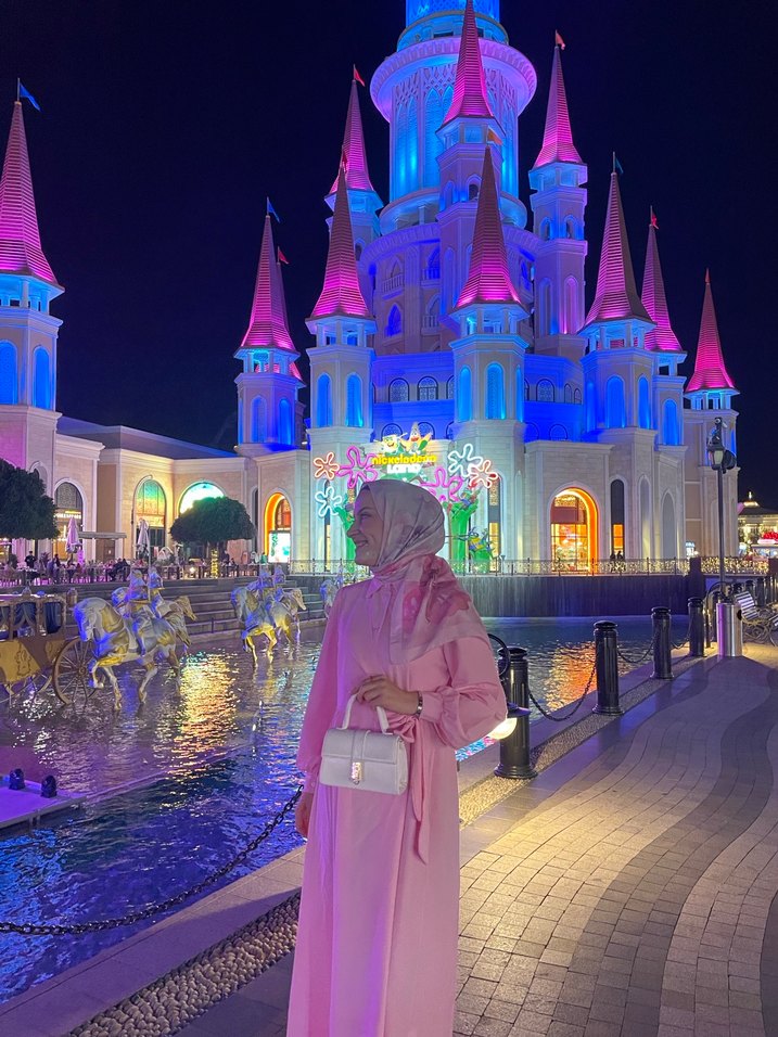 Uzun Pembe Elbise - Görsel 2