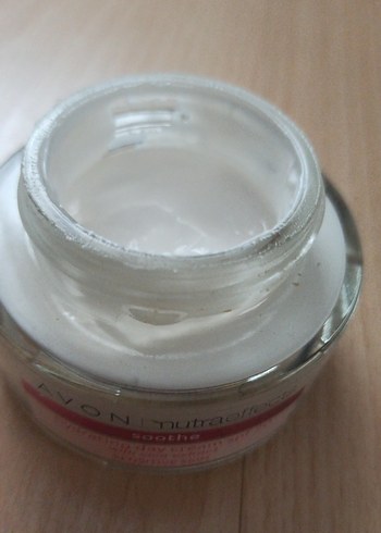 Avon Nemlendirici Gündüz Kremi SPF 20 - Görsel 3