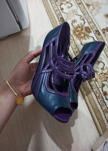Topuklu ayakkabı - Görsel 3