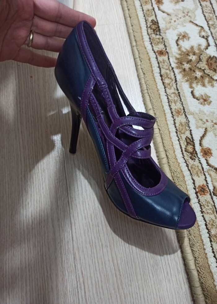 Topuklu ayakkabı - Görsel 2