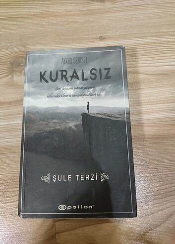 Kuralsız 