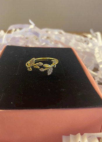 Gold Yaprak Desenli Kadın Yüzük - Görsel 2