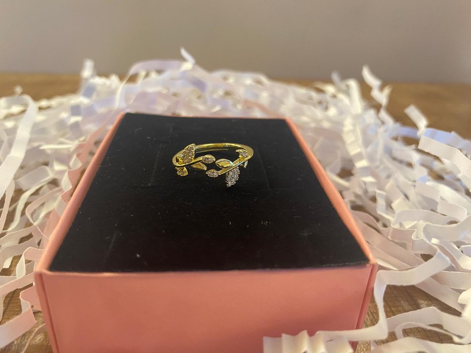 Gold Yaprak Desenli Kadın Yüzük - Görsel 2