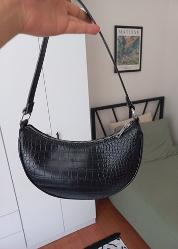 Pull and Bear siyah çanta