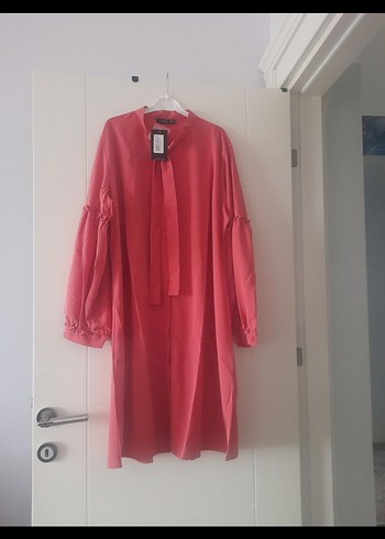 Uzun Kollu Fırfırlı Kadın Tunik - Görsel 8