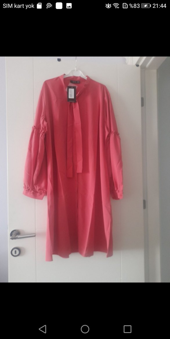 Uzun Kollu Fırfırlı Kadın Tunik - Görsel 2