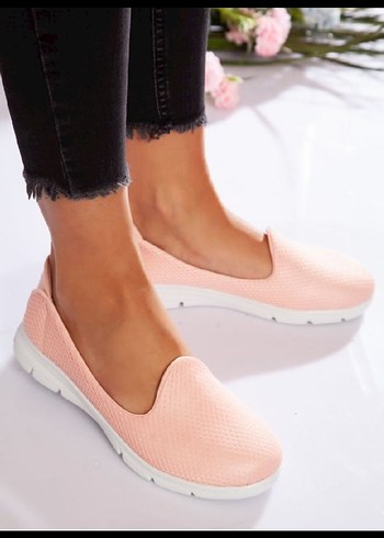 Pembe Ayakkabı - Görsel 2