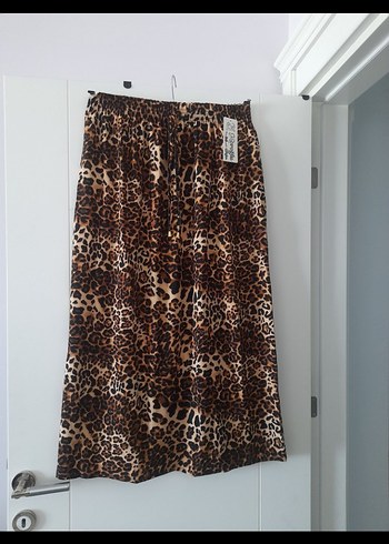 Leopar Desenli Uzun Pilili Etek - Görsel 2