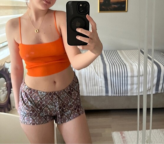 Askılı Crop