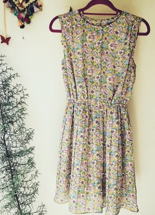 Cicek Desenli Vintage Elbise