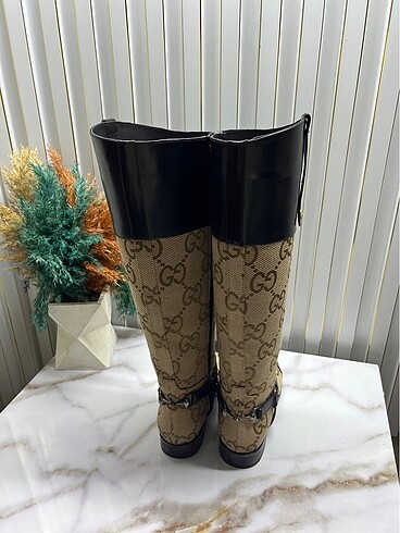 37 Beden siyah Renk Gucci çizme