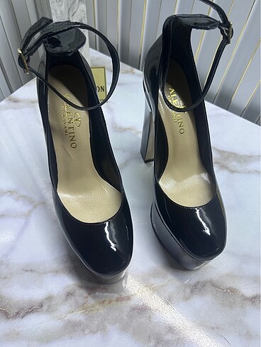 Valentino SİYAH RUGAN VALENTINO