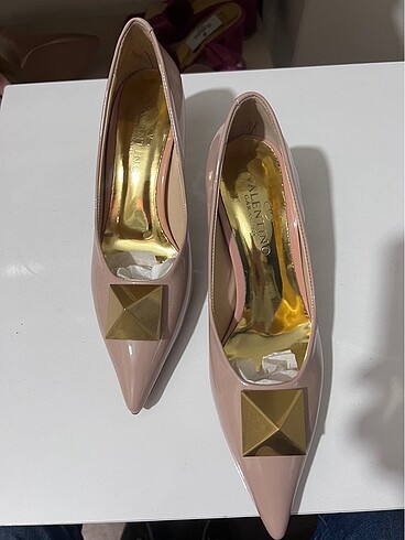 Valentino Nude rugan hakiki deri ithal ayakkabı VALENTINO