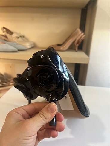 37 Beden Siyah rugan hakiki deri stiletto