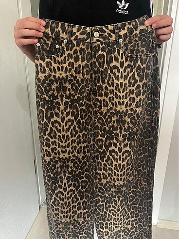 Leopar etek