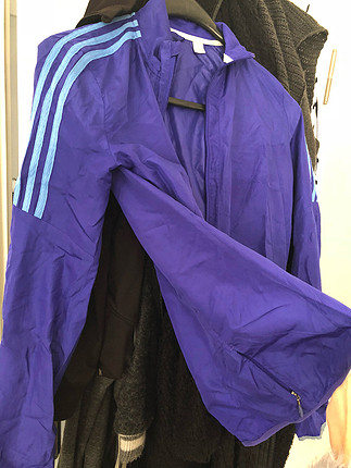 Adidas yağmurluk spor üst