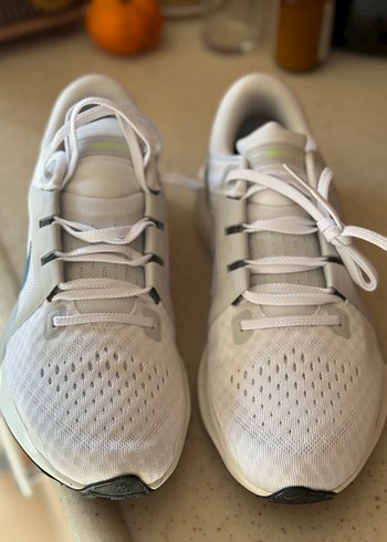 Nike Air Zoom Vomero 16 Erkek Koşu Ayakkabısı Beyaz - Görsel 2