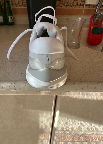 Nike Air Zoom Vomero 16 Erkek Koşu Ayakkabısı Beyaz - Görsel 7