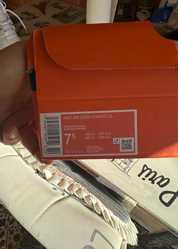 Nike Air Zoom Vomero 16 Erkek Koşu Ayakkabısı Beyaz - Görsel 9