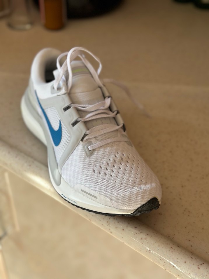 Nike Air Zoom Vomero 16 Erkek Koşu Ayakkabısı Beyaz - Görsel 4