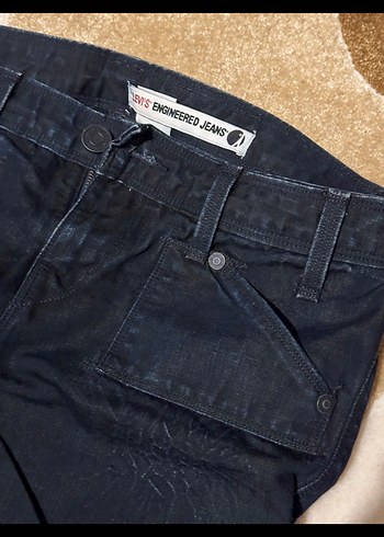 Levis 30