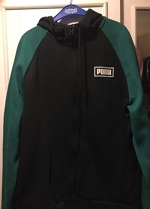 Puma sweatshirt