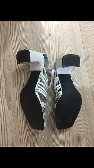 Zara Zara olay sandalet