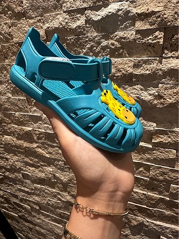 LC Waikiki LCW Waikiki çocuk sandalet