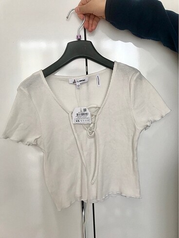 Koton Beyaz Crop Bluz Etiketli