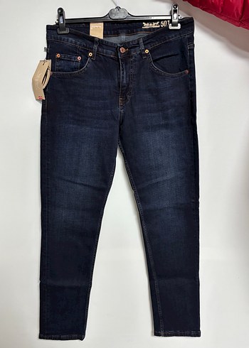Levis 501 Regular Fit Denim Jean