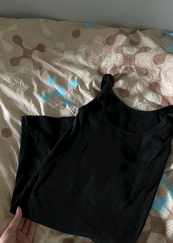 Siyah Yüksek Yakalı Kadın Atlet - Görsel 2