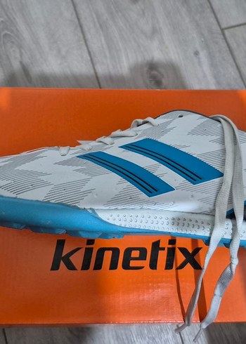 Beyaz Kinetix Erkek Futbol Ayakkabısı - Görsel 8