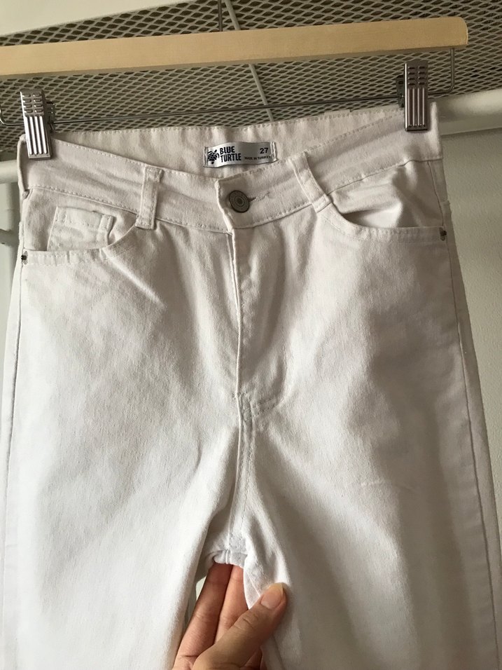 Beyaz İspanyol Paça Kot Pantolon - Görsel 4