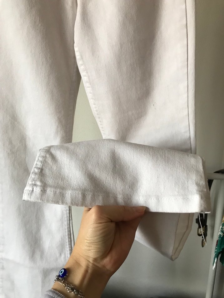 Beyaz İspanyol Paça Kot Pantolon - Görsel 3