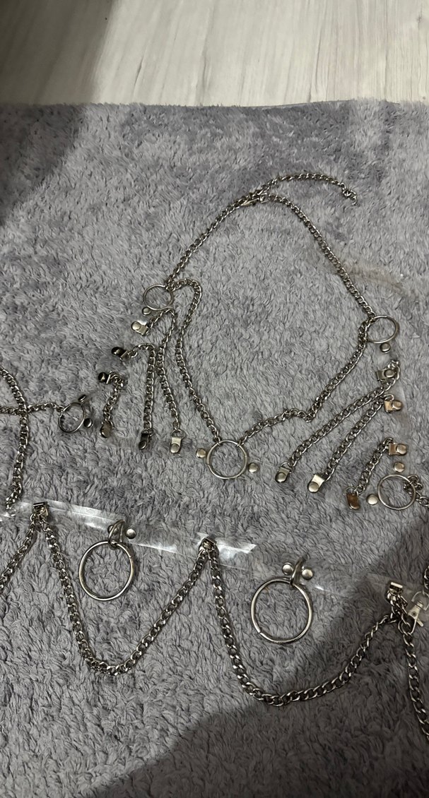 Gri Zincir Detaylı Kadın Vücut Zinciri - Görsel 2